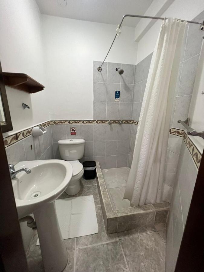 Flightless Cormorant Hotel Puerto Ayora  Ngoại thất bức ảnh