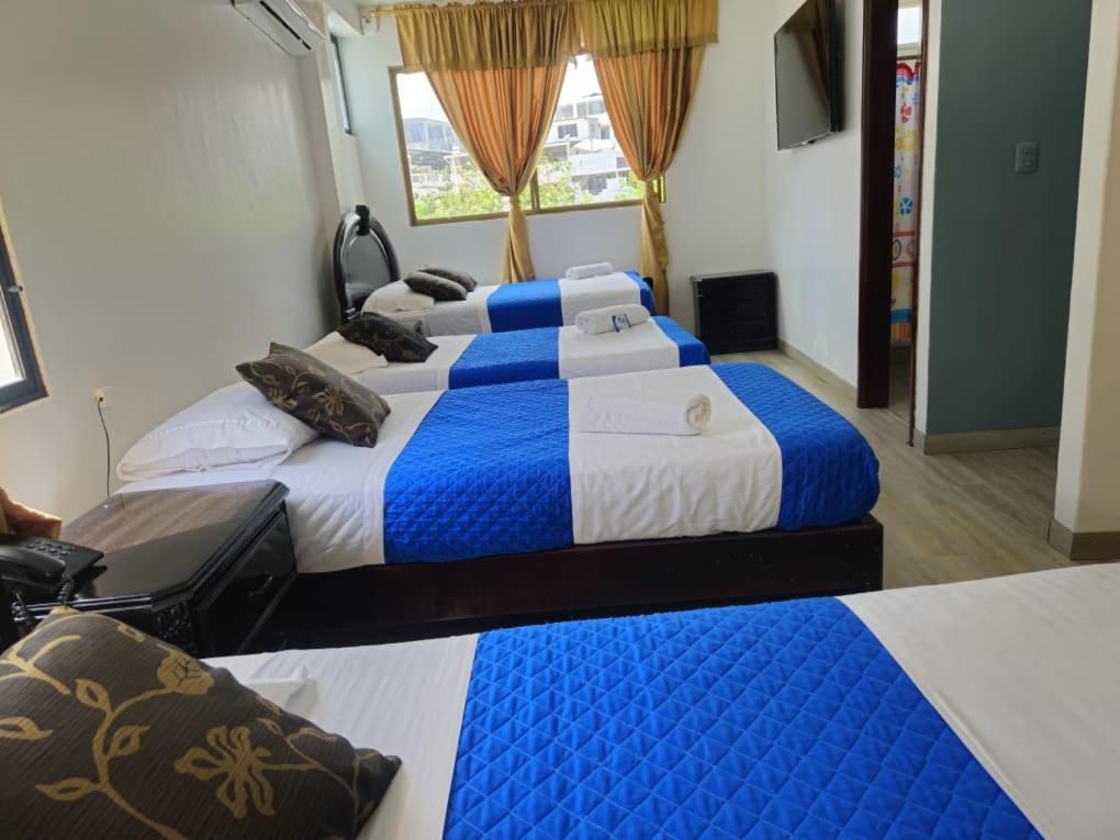 Flightless Cormorant Hotel Puerto Ayora  Ngoại thất bức ảnh