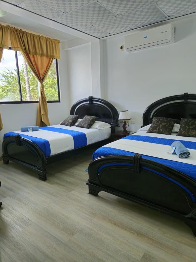 Flightless Cormorant Hotel Puerto Ayora  Ngoại thất bức ảnh
